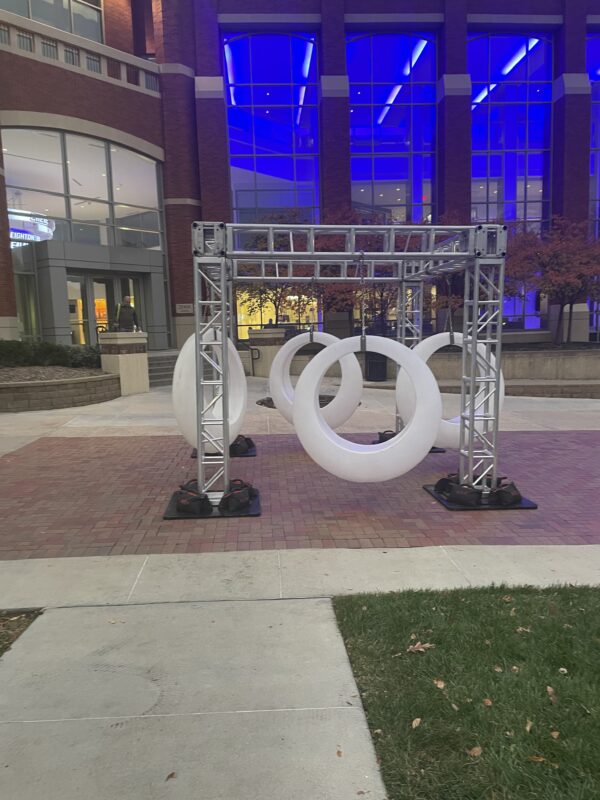 LED Swings wTruss