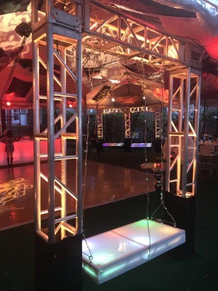 TRUSS ARCHES FOR DALLAS EVENT