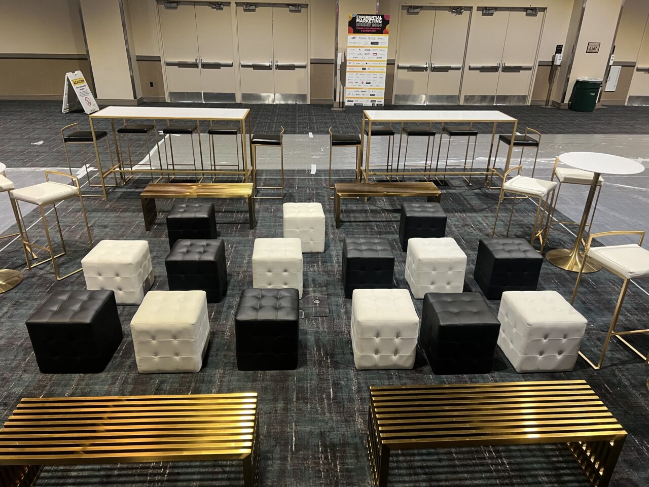 HOW TO CHOOSE TRADE SHOW FURNITURE RENTAL VENDOR 1 Trade show furniture rental