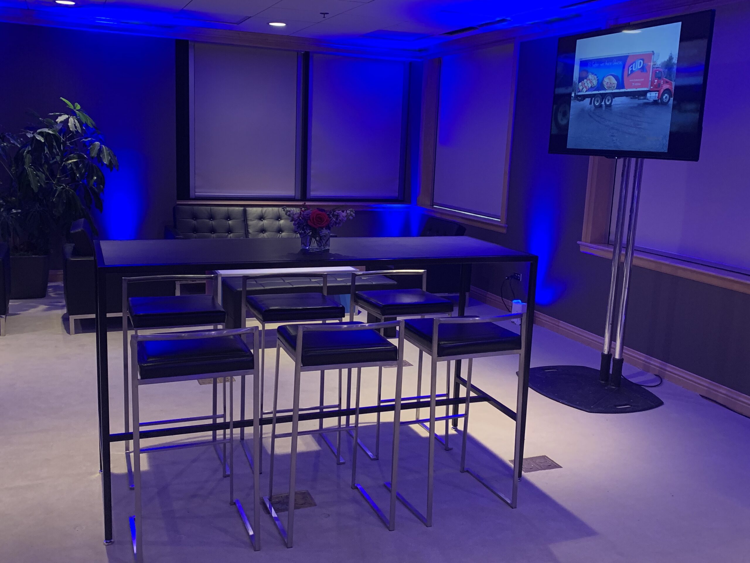 BALI BLACK BAR TABLE WITH ASHTON BAR STOOL EVENT IMAGE 3 scaled